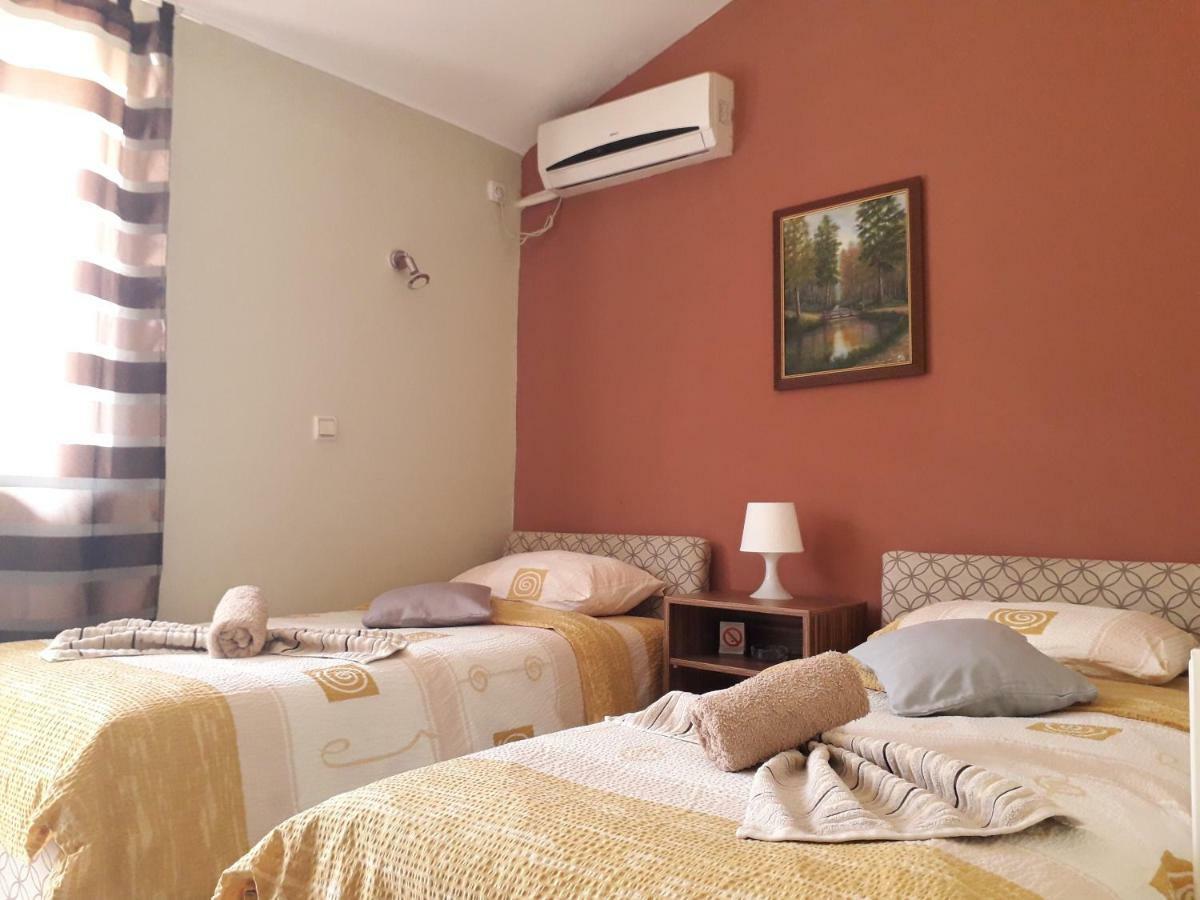 B&B Bebinac Leskovac  Ngoại thất bức ảnh
